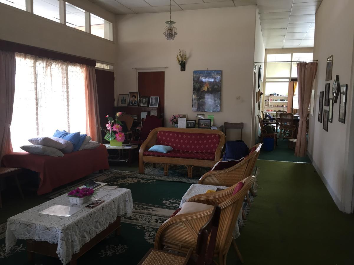 Astani Family Home Букіттінгі Екстер'єр фото