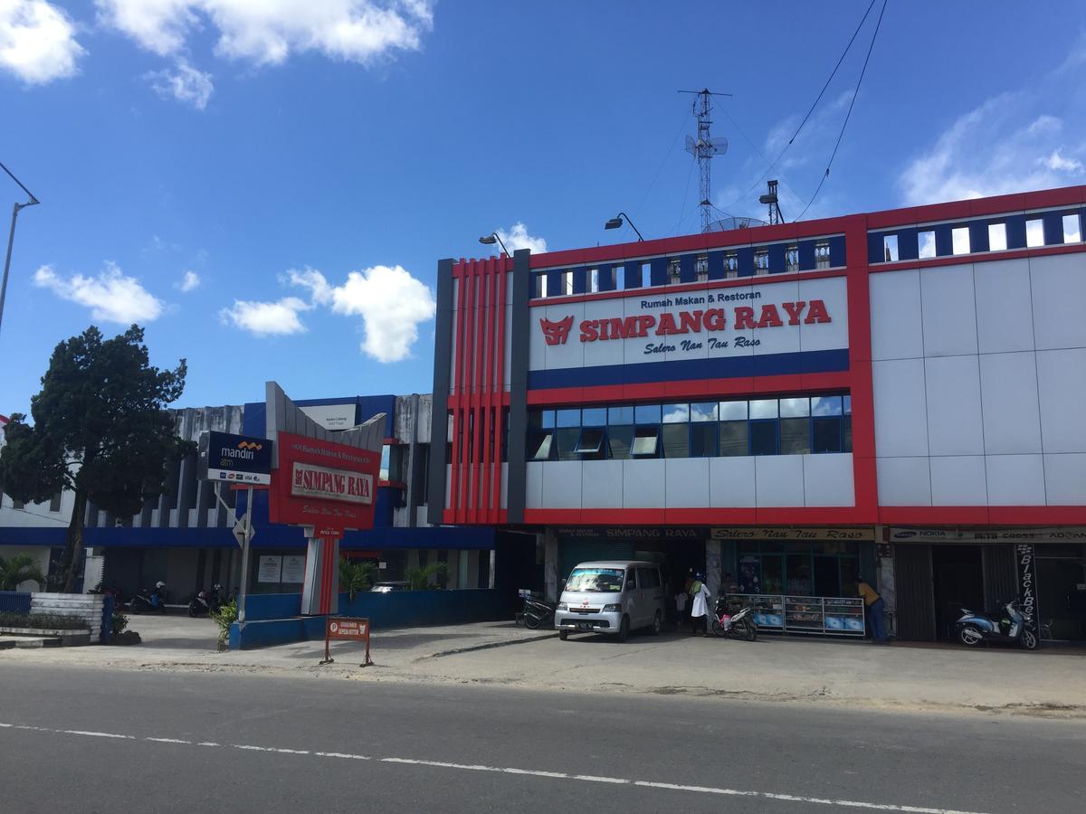Astani Family Home Букіттінгі Екстер'єр фото