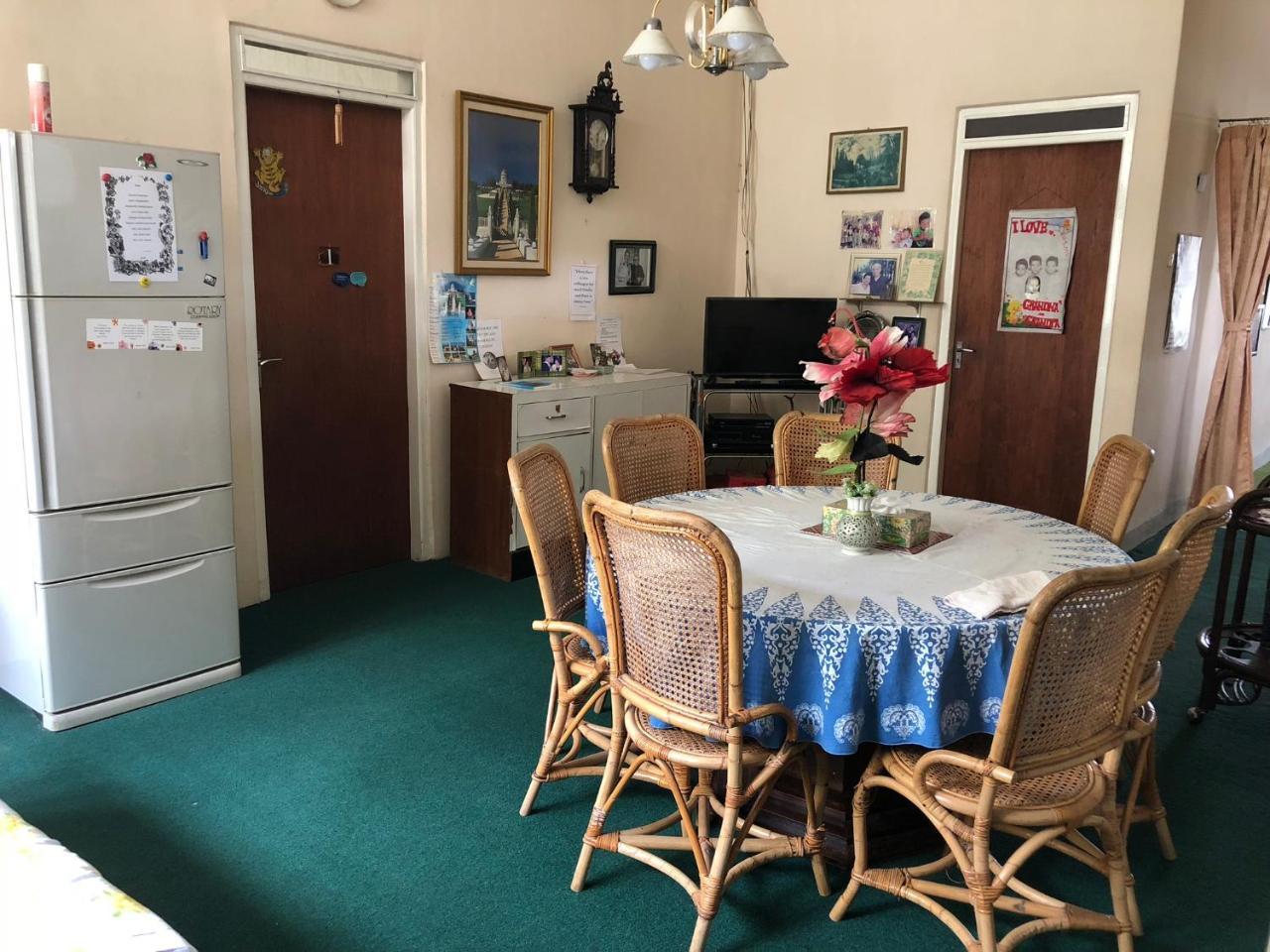 Astani Family Home Букіттінгі Екстер'єр фото